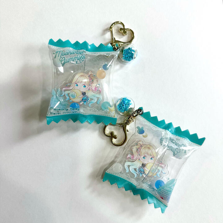 Minaria Hugging Moon